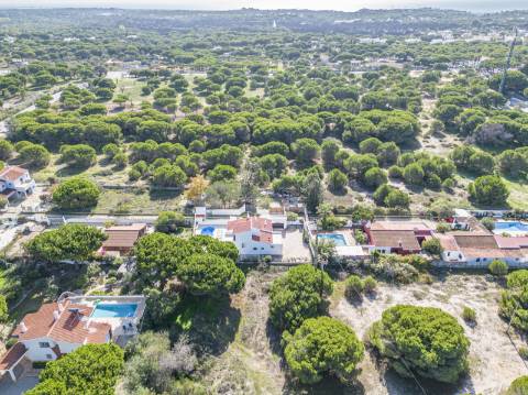 Moradia T3 a 5 minutos de Vale do Lobo e Quinta do Lago