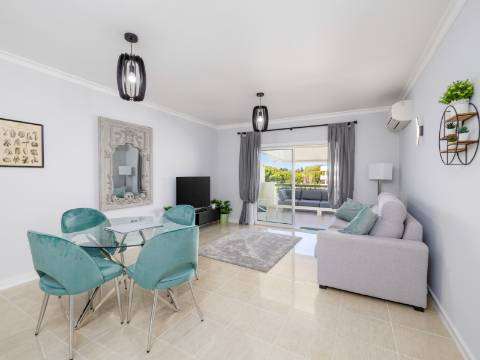 VILAMOURA - Fantástico apartamento T1 TOP FLOOR em condomínio de LUXO