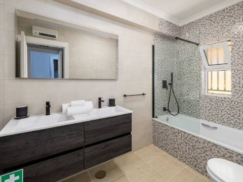 VILAMOURA - Fantástico apartamento T1 TOP FLOOR em condomínio de LUXO