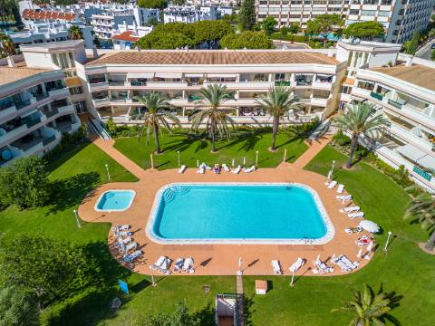 VILAMOURA - Fantástico apartamento T1 TOP FLOOR em condomínio de LUXO