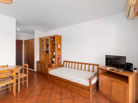 VILAMOURA - Apartamento estúdio T0 próximo do centro