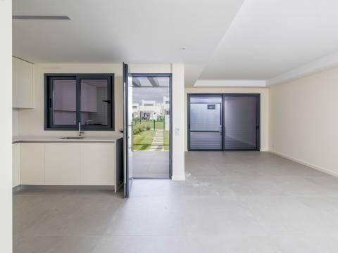 VILAMOURA - Moradia nova T2+1 próxima do GOLFE