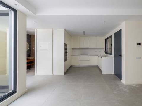 VILAMOURA - Moradia nova T2+1 próxima do GOLFE