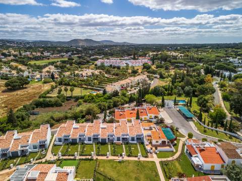 VILAMOURA - Moradia nova T2+1 próxima do GOLFE