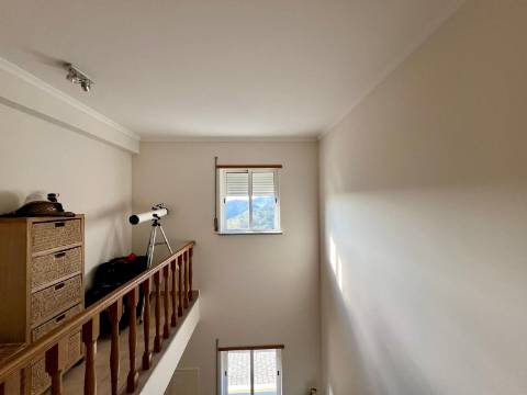 Tavira - Moradia T3 com Vista Panorâmica, Jacuzzi e Pequena Vinha