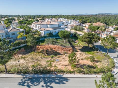 VARANDAS DO LAGO - Terreno para construção perto da praia