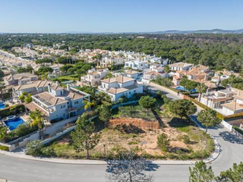 VARANDAS DO LAGO - Terreno para construção perto da praia
