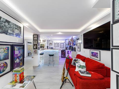 VALE FORMOSO - Exclusiva Moradia T4+1 no Condomínio 'The Crest'