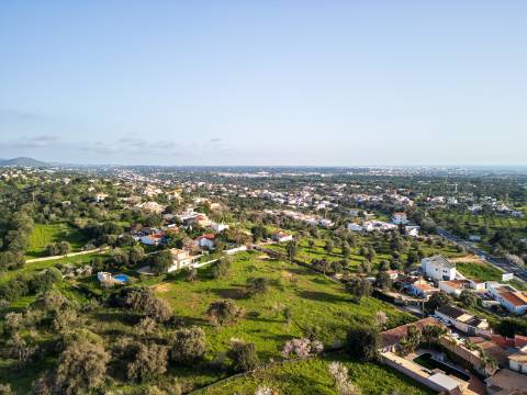 BOLIQUEIME - Lote de terreno para construção