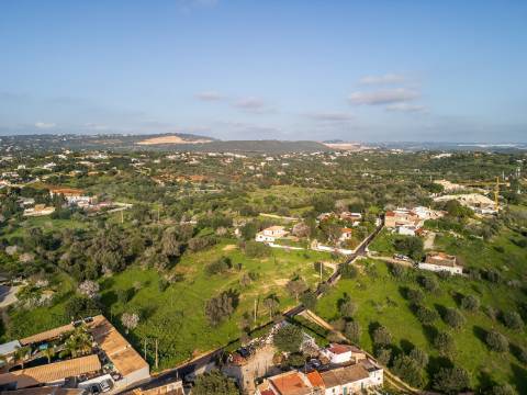 BOLIQUEIME - Lote de terreno para construção