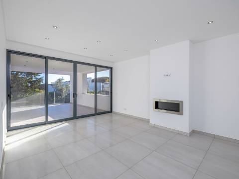 VALE DO LOBO - Moradia contemporânea com 5 suites e vista mar