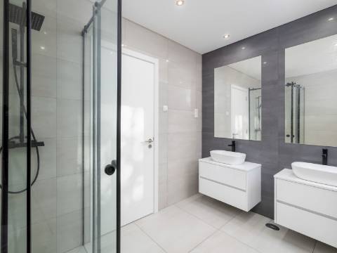 VALE DO LOBO - Moradia contemporânea com 5 suites e vista mar