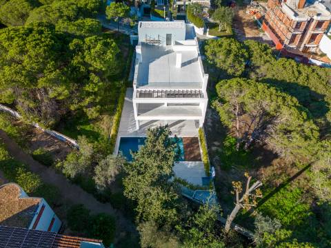 VALE DO LOBO - Moradia contemporânea com 5 suites e vista mar