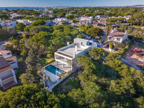 VALE DO LOBO - Moradia contemporânea com 5 suites e vista mar