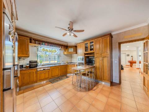 Moradia Isolada T3+1, Montenegro, Faro