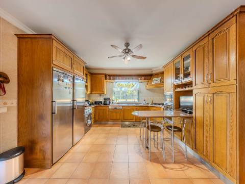 Moradia Isolada T3+1, Montenegro, Faro