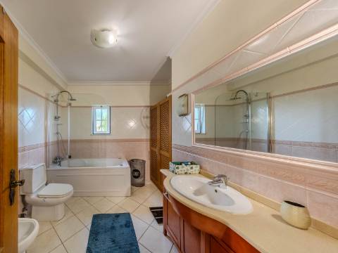 Moradia Isolada T3+1, Montenegro, Faro