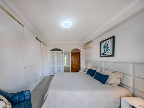 Moradia Isolada T3+1, Montenegro, Faro