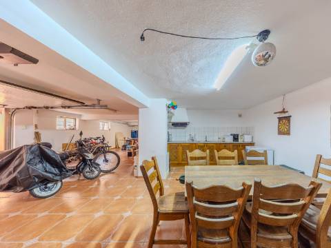 Moradia Isolada T3+1, Montenegro, Faro