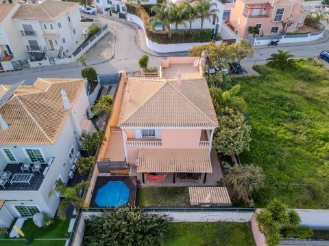 Moradia Isolada T3+1, Montenegro, Faro