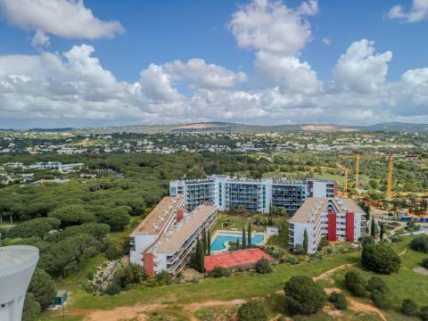 Vilamoura - T2 de Luxo, perto do Golfe e da Praia