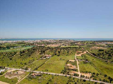 Praia da Luz- Terreno c/ projecto aprovado para uma moradia
S. Gonçalo, Lagos