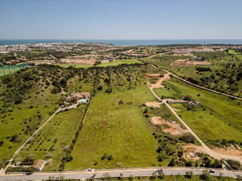 Praia da Luz- Terreno c/ projecto aprovado para uma moradia
S. Gonçalo, Lagos