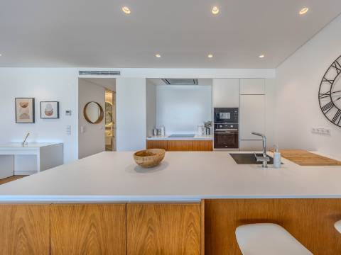 Vilamoura - Apartamento T2 em exclusivo condomínio privado de luxo com piscina