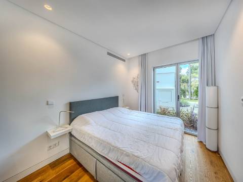 Vilamoura - Apartamento T2 em exclusivo condomínio privado de luxo com piscina