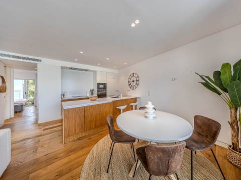 Vilamoura - Apartamento T2 em exclusivo condomínio privado de luxo com piscina