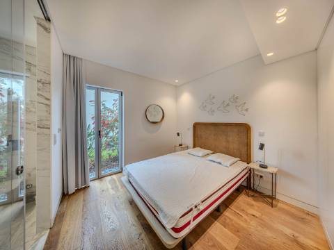 Vilamoura - Apartamento T2 em exclusivo condomínio privado de luxo com piscina