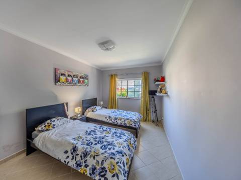 Boliqueime - Moradia Isolada T5 com vista MAR