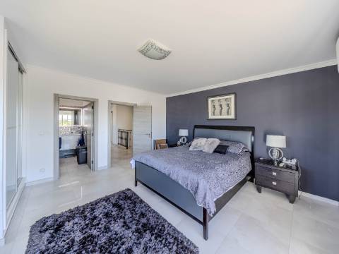 Boliqueime - Moradia Isolada T5 com vista MAR