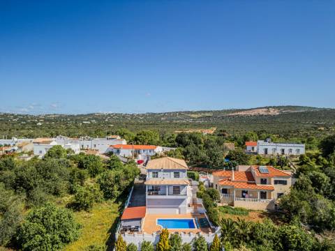 Boliqueime - Moradia Isolada T5 com vista MAR