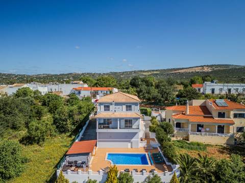 Boliqueime - Moradia Isolada T5 com vista MAR