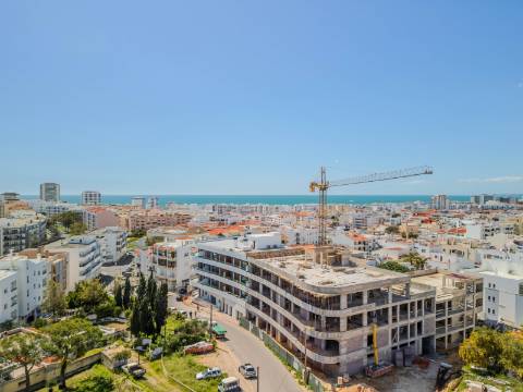 Quarteira - Apartamento T2 no centro, em construção