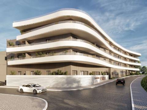 Quarteira - Apartamento T2 no centro, em construção