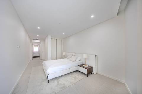 Quarteira - Apartamento T2 no centro, em construção