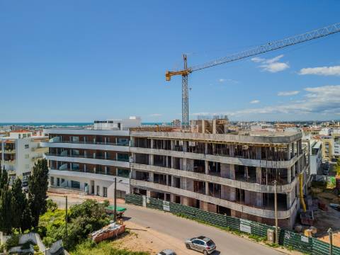 Quarteira - Apartamento T2 no centro, em construção