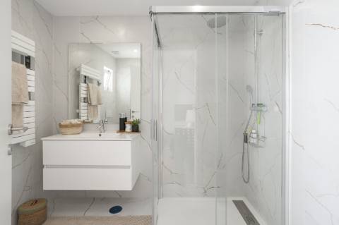 Olhão - Apartamento duplex T3 com rooftop, piscina e garagem