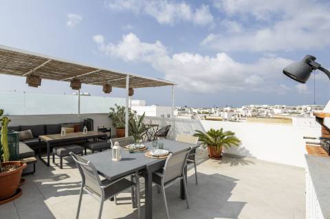 Olhão - Apartamento duplex T3 com rooftop, piscina e garagem