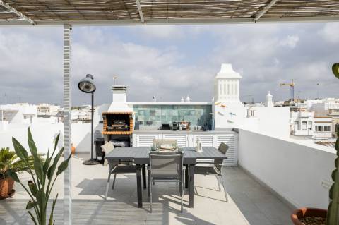 Olhão - Apartamento duplex T3 com rooftop, piscina e garagem