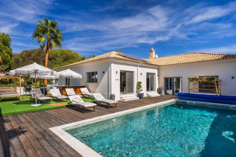 ALMANCIL - Moradia Moderna V3+3 Para Venda