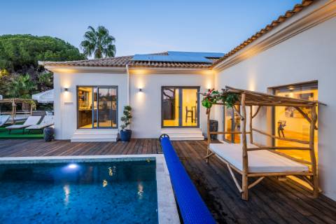 ALMANCIL - Moradia Moderna V3+3 Para Venda