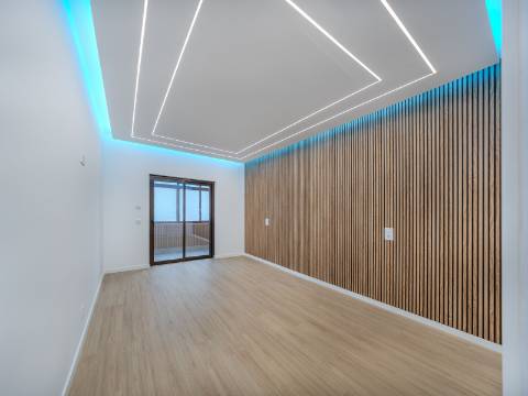 Quarteira - Apartamento T2+1 - Frente MAR