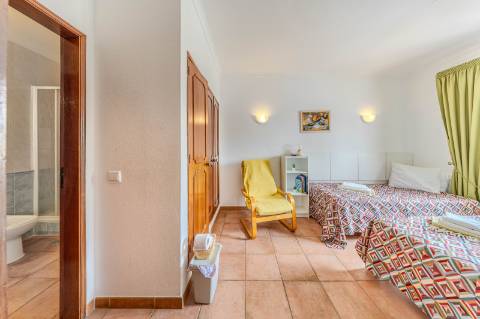 Vilamoura - Moradia T3 no Centro