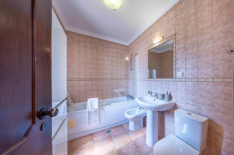 Vilamoura - Moradia T3 no Centro