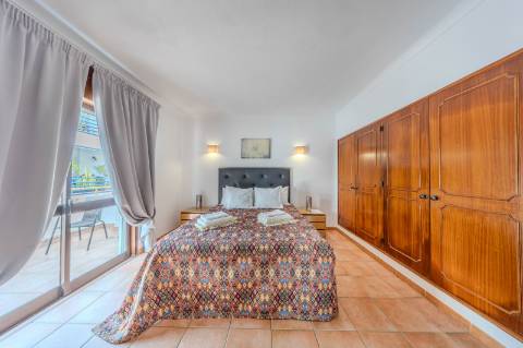 Vilamoura - Moradia T3 no Centro