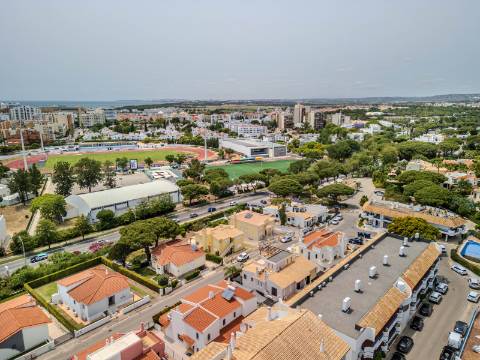 Vilamoura - Moradia T3 no Centro