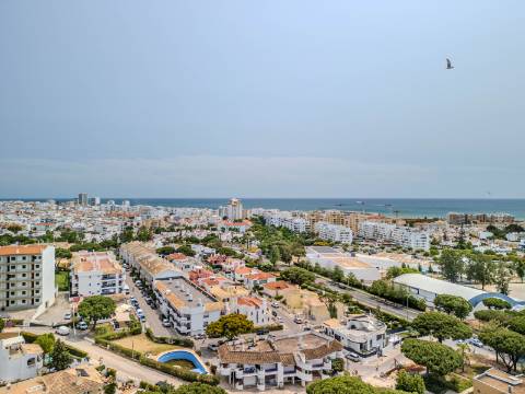 Vilamoura - Moradia T3 no Centro